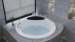 Bồn Tắm Tròn Đôi Xây Massage Acrylic Rudi RUB232 1800x1800 mm - Ảnh thực tế 1